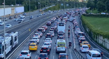 İstanbul’da 30 Ağustos hareketliliği: O yollar trafiğe kapatıldı