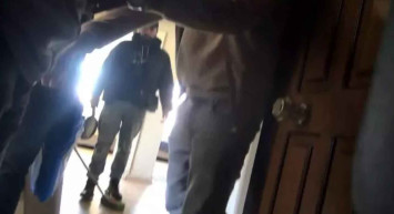 İstanbul'da akılalmaz olay: Ev sahibi evini kiralayan kiracıları eve kilitledi!