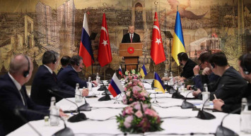 İstanbul'da bugün gerçekleştirilen Ukrayna-Rusya görüşmelerinin ardından açıklamalar geldi: Garantör olmasını istediğimiz ülkeler arasında Türkiye var!