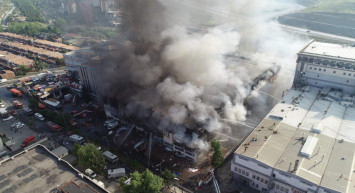 İstanbul’da korkutan yangın: Çok sayıda ekip bölgeye geldi