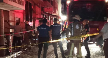 İstanbul’da otelde korkutan yangın: Turistler büyük panik yaşadı