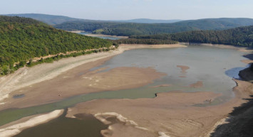 İstanbul’un suyunu sağlıyordu: Baraj tamamen kurudu