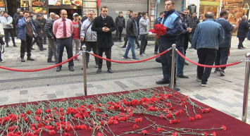 İstiklal Caddesi şehitlerine veda: Hayatını kaybedenler için cenaze töreni düzenlendi