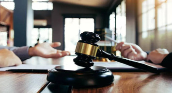 İşveren ve çalışanları ilgilendiriyor! O hareket 'mobbing' sayıldı! Tazminat ödenecek