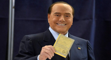 İtalya yasta: Eski Başbakan Silvio Berlusconi hayatını kaybetti