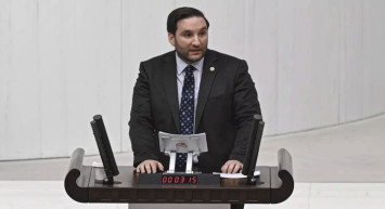 İYİ Parti git gide eriyor: Adana Milletvekili Bilal Bilici istifa etti