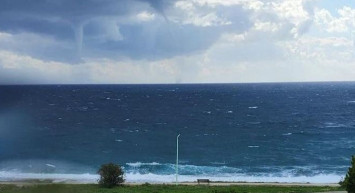 İzmir’de dev hortum paniği