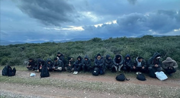 İzmir'de Düzensiz Göçmen Operasyonu