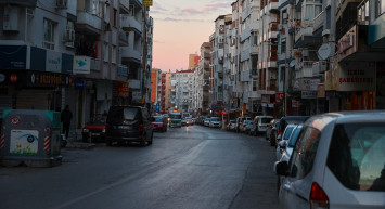 İzmir’de korkutan deprem