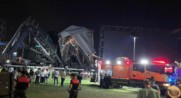 İzmir’de korkutucu gelişme: Tarkan’ın konser yapacağı alan çöktü