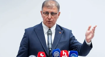 İzmir’de Su Krizi Tartışması Büyüyor: Başkan Tugay Hedefi Camilere Çevirdi