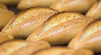 İzmir'den ekmeğe zam kararı çıktı! Peş peşe gelen zamlar sonrası yeni ekmek fiyatları belli oldu! Bir yılda dördüncü artışın yapıldığı ekmek fiyatları zirveye ulaştı