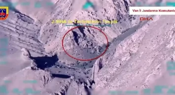 Jandarmadan Başkale kırsalında büyük operasyon: SİHA ve ATAK helikopterleriyle 3 terörist yakalandı!