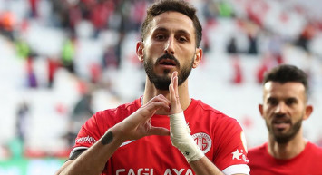 Jehezkel Antalyaspor'u dava edecek: İsrail basınından çarpıcı iddia ortaya atıldı