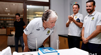 Jorge Jesus Türkiye'ye kolay adapte olduğunu ve sportif anlamda Fenerbahçe ile çok başarılı olacaklarını söyledi