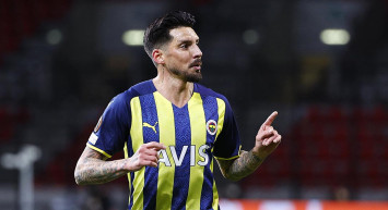 Fenerbahçe'den ayrılan Jose Sosa hangi takıma transfer olacak? Ümraniyespor Jose Sosa'yı transfer etmek istiyor