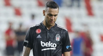 Josef de Souza'dan Beşiktaş'a kötü haber!