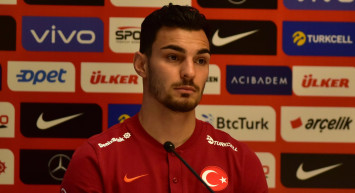 Kaan Ayhan: A Milli Takım'da en tecrübeli futbolculardan biri olmama şaşırıyorum