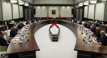Kabine yarın toplanıyor: Gündemde ekonomi, dış ilişkiler ve terörle mücadele var