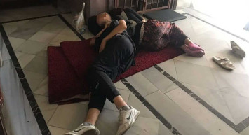 Kadıköy'de evsiz çiftler tarafından vahşet! O anları kameralar kaydetti