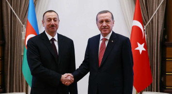 Kadim dost Azerbaycan'dan Türkiye'ye 15 Temmuz özel birlik ve beraberlik mektubu!