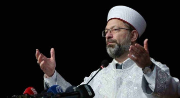 Kadınlar bayram namazı ile sorumlu mudur? Kadınların Bayram namazı kılması caiz mi, günah mıdır? Diyanet fetvası