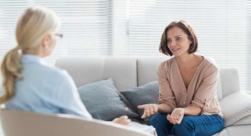 Kadınların güçlenmesine odaklanan 8 Mart Dünya Kadınlar Günü: 'Kadınlara yatırım yapın: ilerlemeyi hızlandırın'