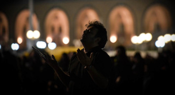 Kadir Gecesi'nde nasıl tövbe edilir? Tevbe-i istiğfar duası okunuşu ve istiğfar duası nasıl yapılır, anlamı nedir?