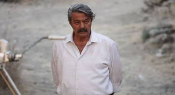 Kadir İnanır’dan korkutan haber:  Sabah saatlerinde inme geçirdi! Hastaneye kaldırıldı