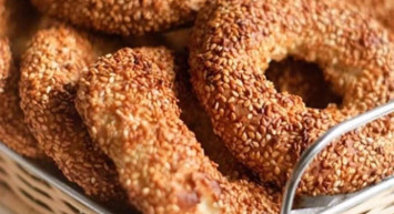 Kandil simidi nasıl yapılır? Berat kandili için evde en kolay hazırlanabilecek kandil simidi tarifi