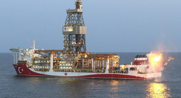 Karadeniz gazında beklenen an geldi: İlk gaz karada yakıldı