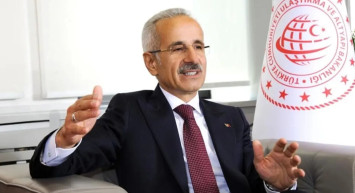 Karadeniz'e Hızlı Tren Geliyor! Bakan Uraloğlu Müjdeyi Verdi!