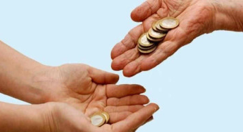 Kardeş kardeşe fitre verebilir mi?