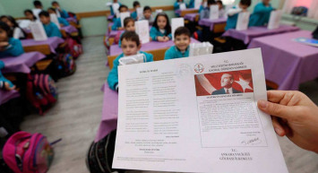 Karnede 2 yada orta olursa belge alınır mı? 5 gün devamsızlık yapan öğrenci belge alamıyor mu? 2022 MEB Ortaokul, lise takdir teşekkür hesaplama