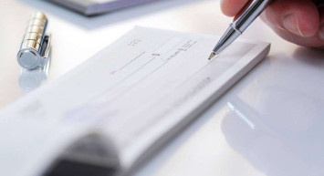 Karşılıksız çek nedir? Karşılıksız çek kesmenin cezası var mıdır? 2022 Karşılıksız çek kesmenin cezası