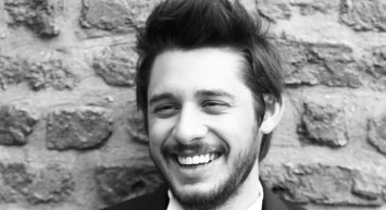 Kasaba Doktoru Bora kimdir? Özgün Karaman'ın hayatı ve rol aldığı yapımlar