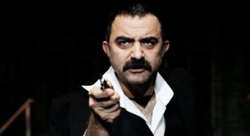 Kasaba Doktoru dizi oyuncusu İhsan kimdir? Sinan Demirer hakkında bilgiler