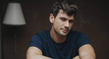 Kasaba Doktoru Doktor Ömer kimdir? Gerçek adı nedir? Deniz Can Aktaş rol aldığı yapımlar ve biyografisi