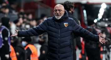 Kayserispor'da Hikmet Karaman, Türkiye Kupası'nda Beşiktaş'a karşı aldıkları zaferin ardından açıklamalarda bulundu!