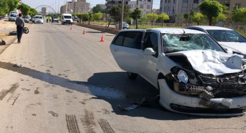Kilis’te Otomobil Motosiklete Çarptı: 1 Yaralı