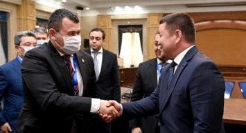 Kırgızistan’da Uçakta Hastalanan Bebeği Kurtaran Türk Vekile Teşekkür