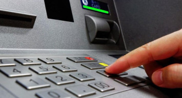 Kırıkkale'de Dolandırıldığını ATM'de Anlayan Adam Hemen Polise Koştu