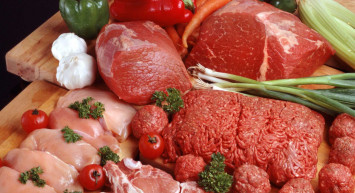 Kırmızı et krizi Türkiye'yi vurdu: Hayvan sayısındaki azalış ve rekor zamlar, Ramazan öncesi endişe yaratıyor!