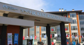Kocaeli’nde söz tutuldu: Sağlıkkent konutları hak sahiplerine teslim edildi
