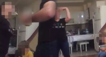 Konya'da Çekilen Korkunç Video! Her Şeyi Çocukların Önünde Yapıp Sosyal Medya Üzerinden Paylaştılar