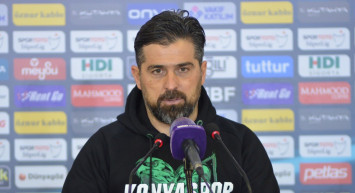 Konyaspor'da İlhan Palut, Kayserispor deplasmanında aldıkları galibiyet hakkında konuştu