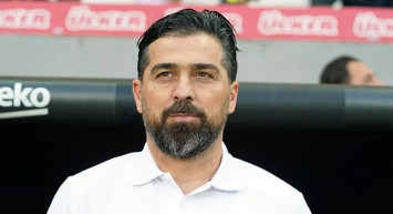 Konyaspor'da İlhan Palut'dan Beşiktaş maçı sonrası merakle beklenen Abdülkerim Bardakçı transferi açıklaması!