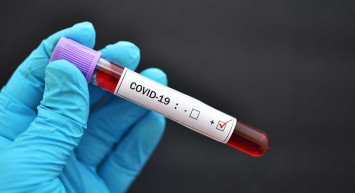 Koronada her şey sil baştan: Tüm belirtiler değişti, işte yeni koronavirüs belirtileri.