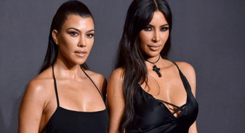 Kourtney Kardashian, Sevgilisi Travis İle Özel Anlarını Paylaşmaktan Vazgeçmiyor!