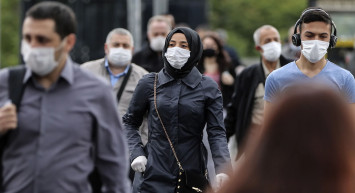 Kovid-19 vakaları arttı fırsatçılar ortaya çıktı: Maske fiyatlarına yaklaşık yüzde 300 zam! İşte güncel maske fiyatları